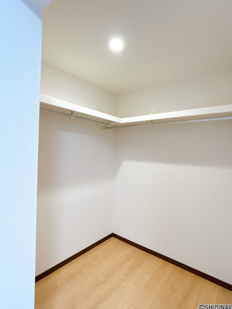 ウォークインクローゼット