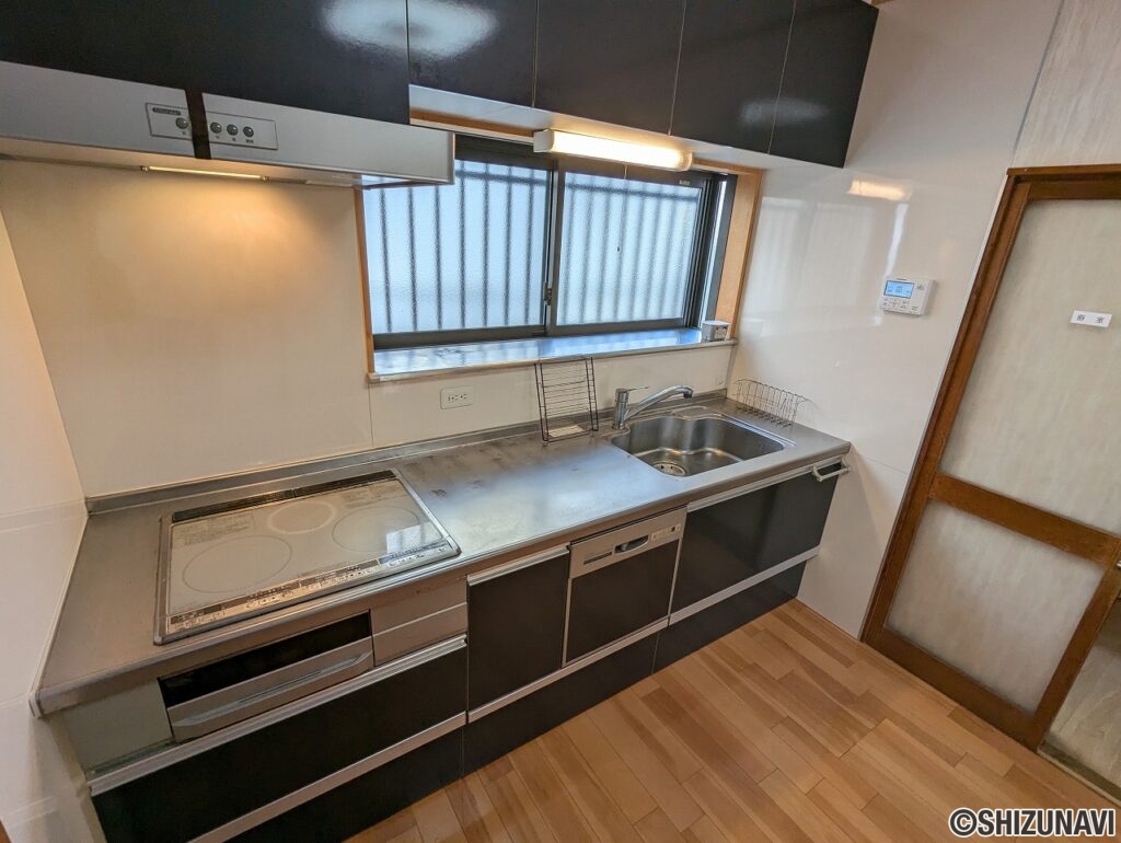 食洗機、グリル付きです。