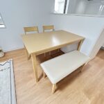 ダイニングテーブル