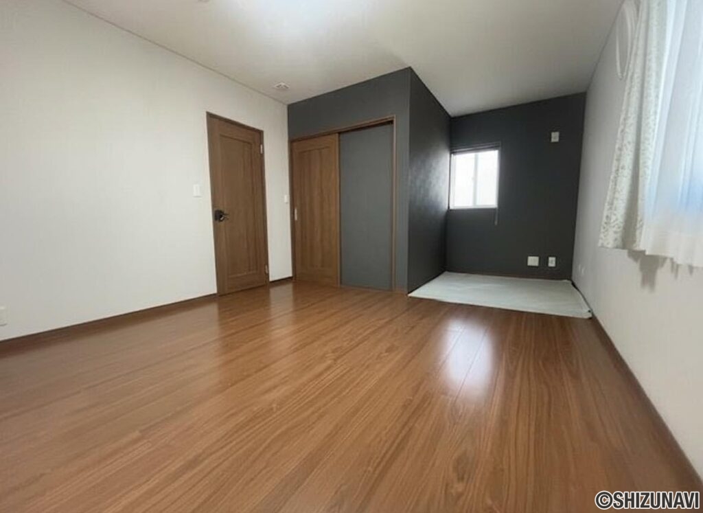 浜松市中央区渡瀬町　中古住宅の画像