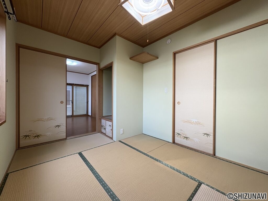 1階和室　別角度です。