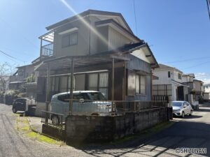 藤枝市藤岡3丁目　中古住宅の物件画像