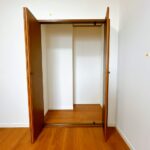 北西側洋室　クローゼット