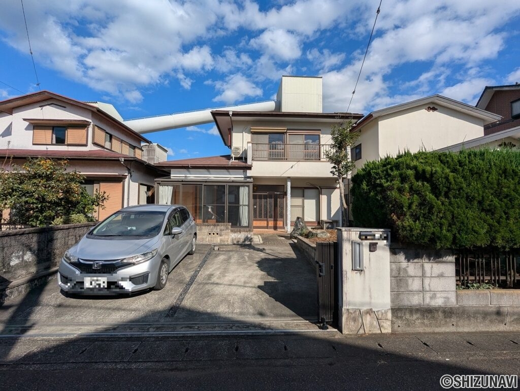 南西向きで日当たり良好。