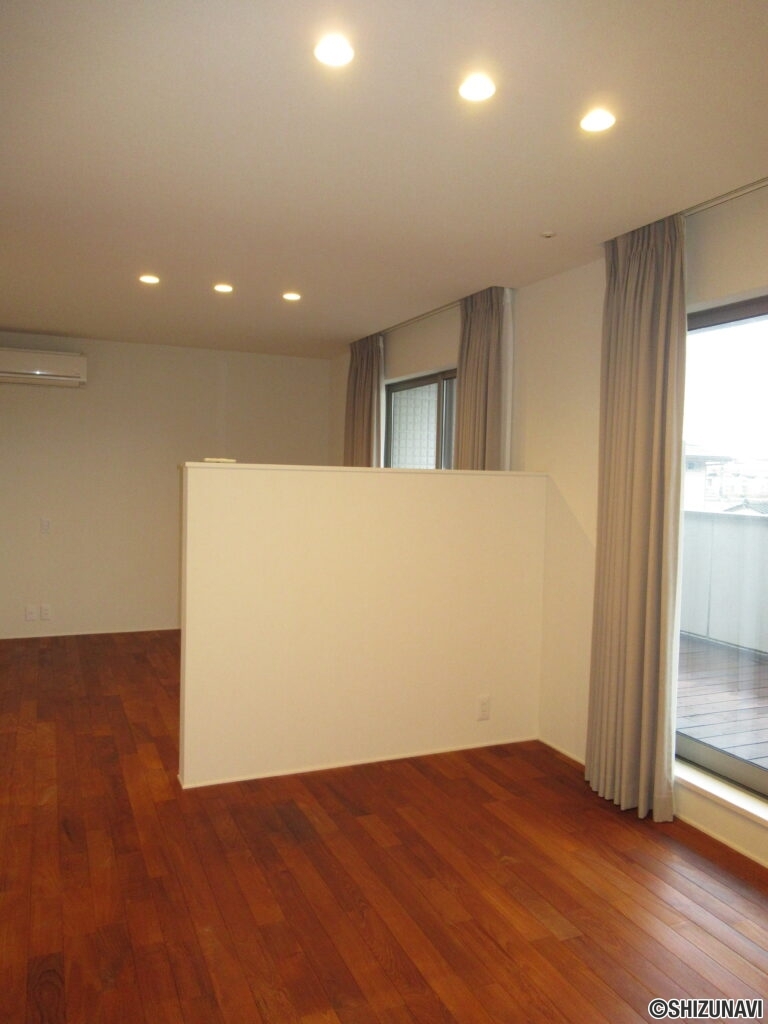 三島市徳倉三丁目 ヘーベルハウス 内観