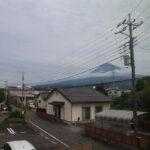 2F　主寝室窓からの富士山