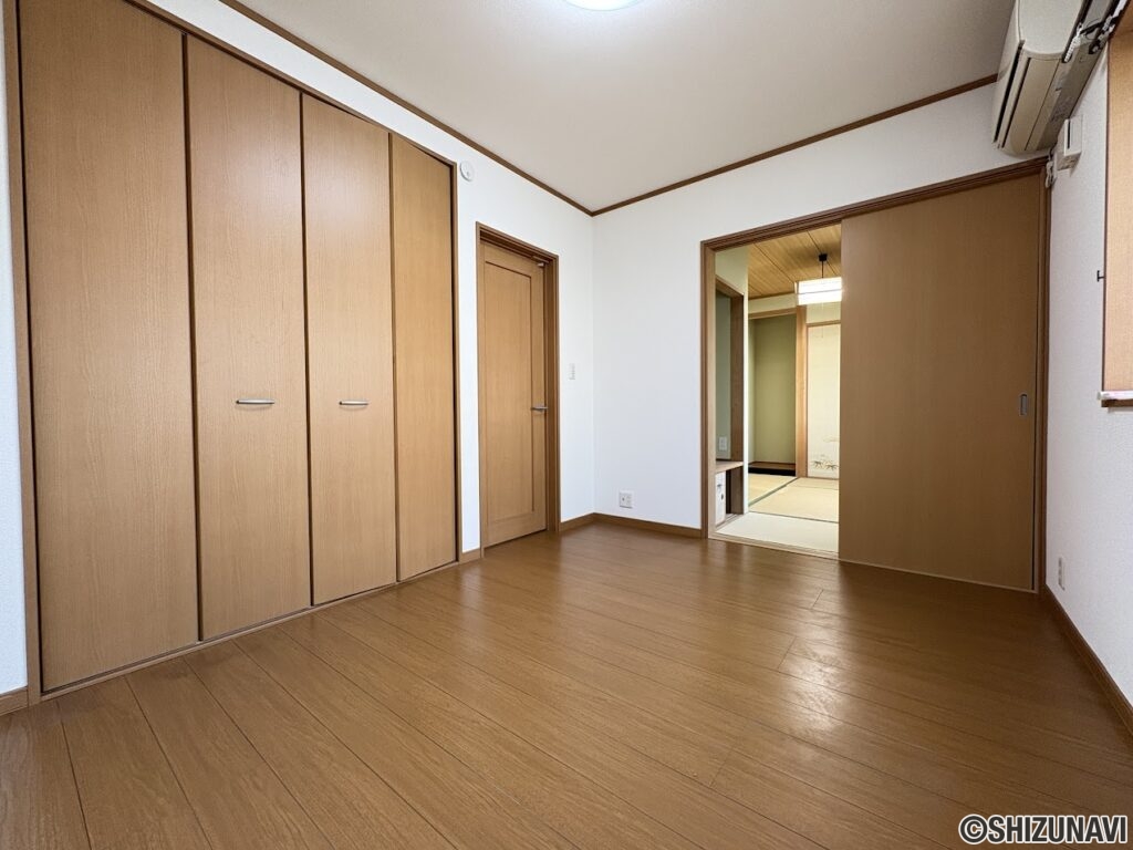1階6帖洋室