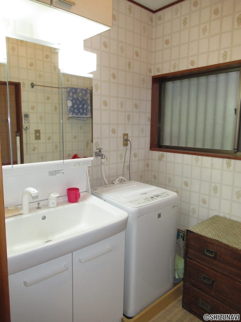 沼津市大岡　中古住宅　内観