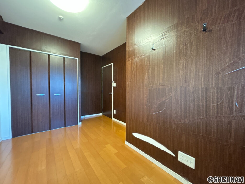 【洋室（2）6.2帖】