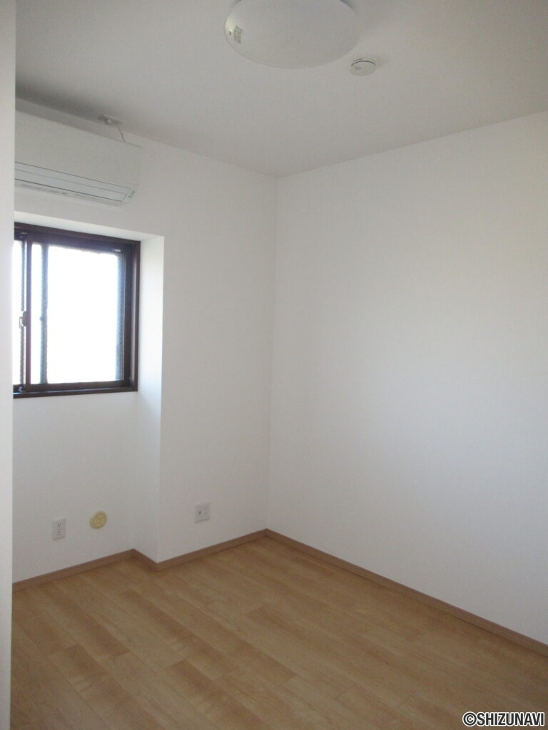 グリーンタウンぐみ沢507　内観