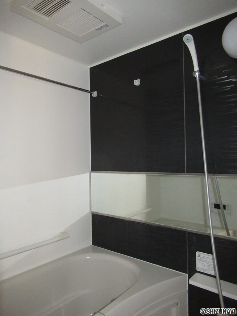 グリーンタウンぐみ沢507　内観