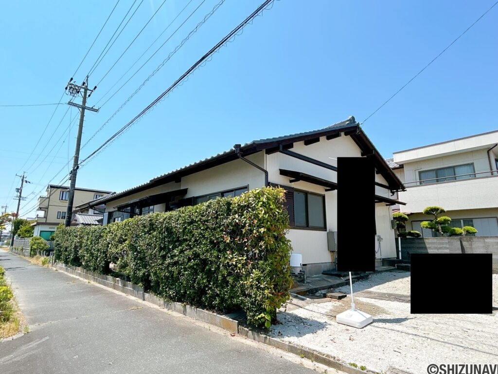 【外観写真】(5/18撮影)外壁塗装、瓦の点検・漆喰補修を行いました。