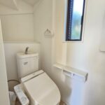 1階　トイレ窓付き