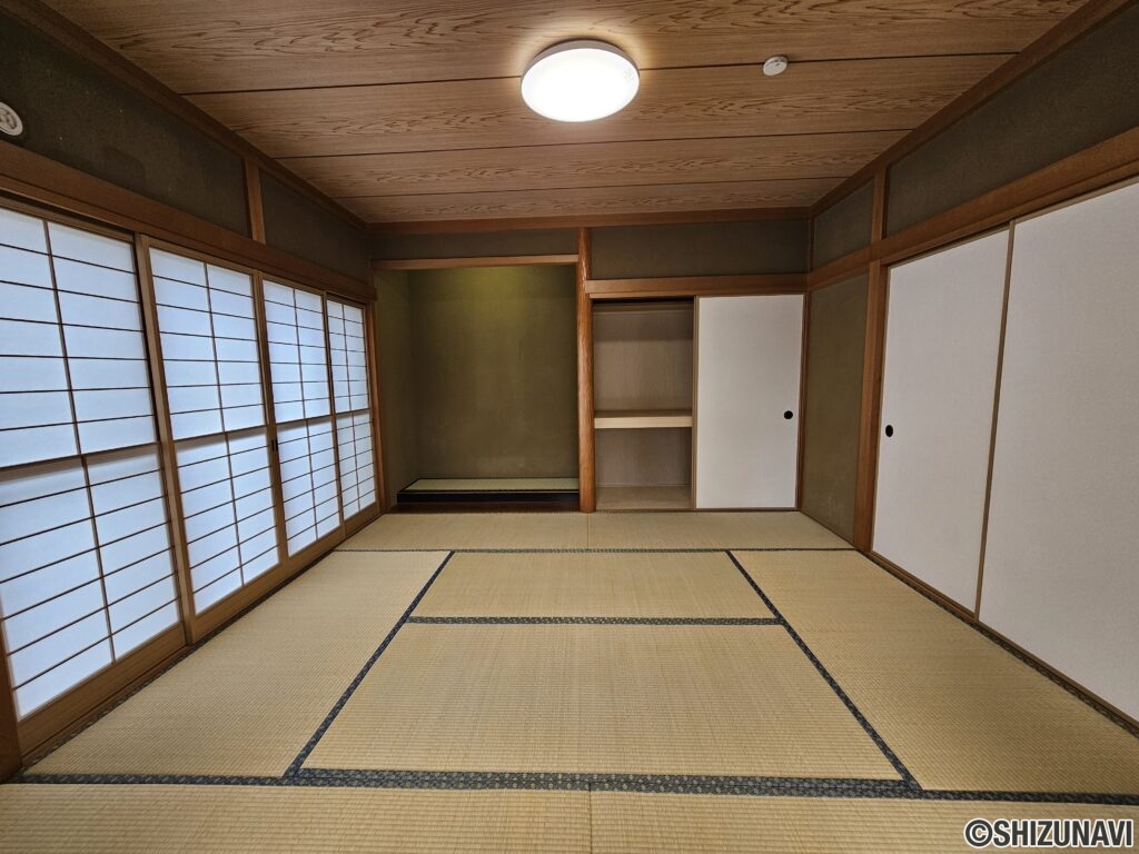 8帖　和室