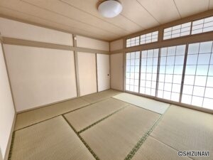 1階　和室　約8帖