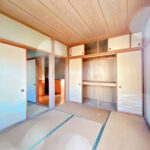 【２階東側６帖和室】