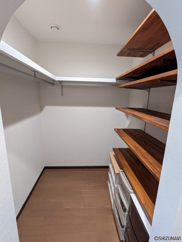 ウォークインクローゼット