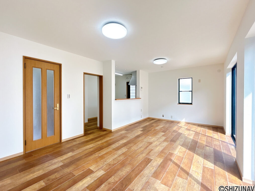 【リフォーム済み/リビング】別角度