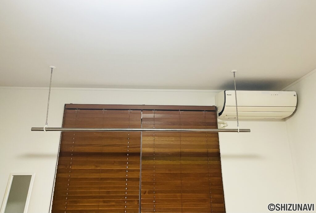 リビング 室内干しです