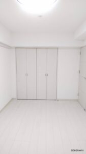 エンブルヒルズ東源台　209号　専用庭付き角部屋の画像