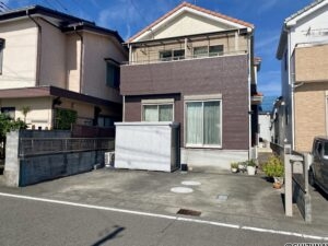 藤枝市高洲1丁目　中古住宅　太陽光発電付きの物件画像