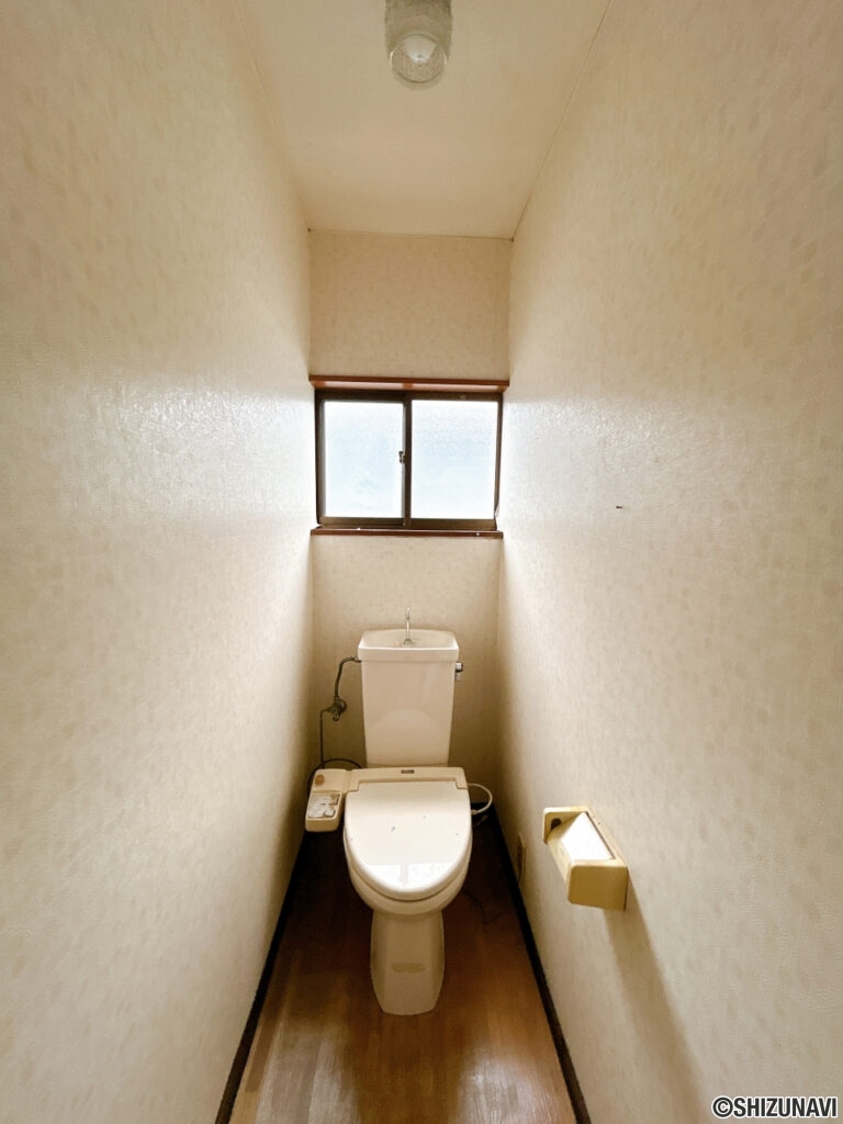 【２階トイレ】