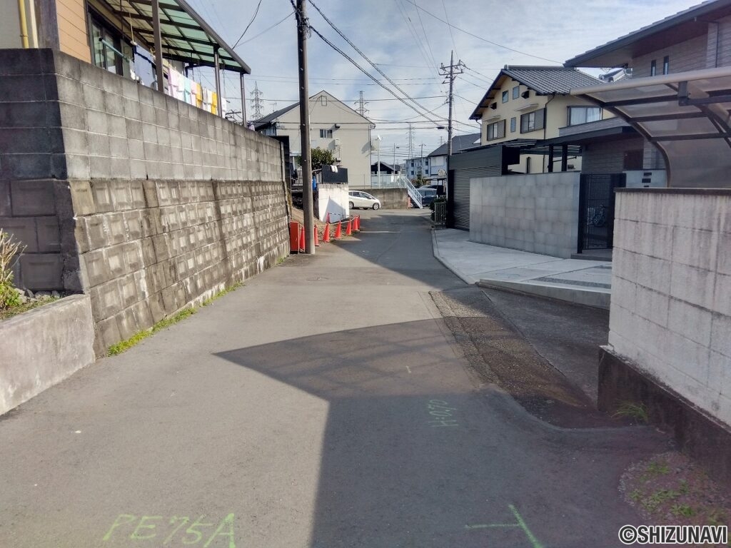 富士市今泉　中古住宅　外観