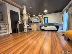 牧之原市大沢　太陽光パネル設置済中古住宅♪の画像