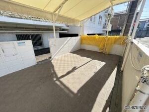 ゴミ捨て場でございます。