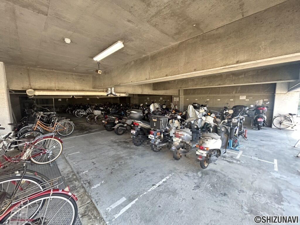 駐輪場でございます。