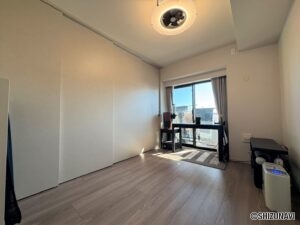 約6.4帖の寝室です♪