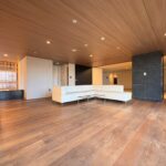 エントランスは清潔感、高級感がございます♪