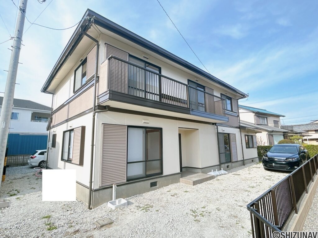 【リフォーム済み／外観】外壁・屋根塗装を行いました。