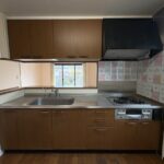 キッチンからはリビングの様子がよく見えます。