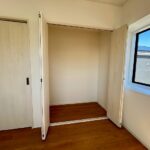 2階東側洋室　収納