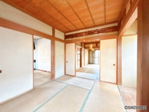 【1階南側６帖和室】