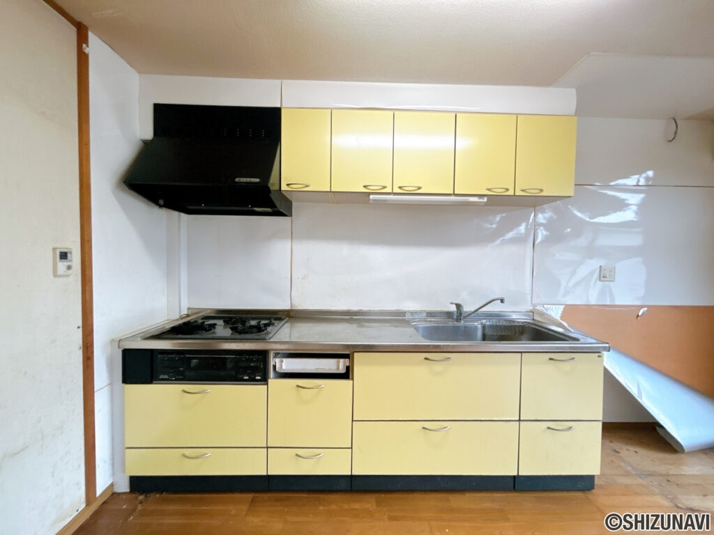 【１階キッチン】