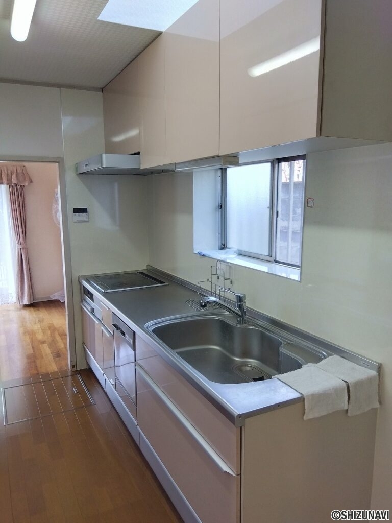 富士市今泉　中古住宅　内観