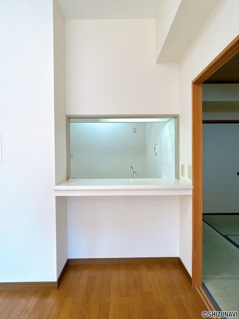 【キッチンカウンター】