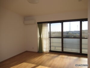 グリーンタウンぐみ沢507　内観