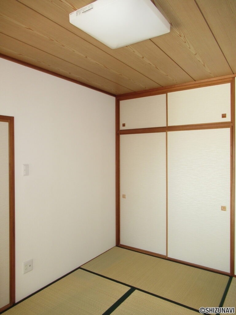 グリーンタウンぐみ沢507　内観