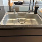 タッチレス水栓のため衛生的ですね！