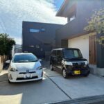 駐車場は並列駐車可能です