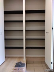 1階 玄関収納の写真です。