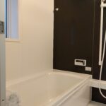 1階 浴室の写真です。