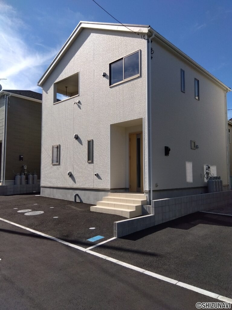 2号棟 物件北側からの写真です。