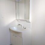 2号棟 1階洗面台の写真です。