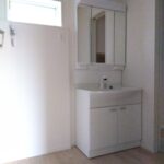 1号棟 1階洗面所の写真です。