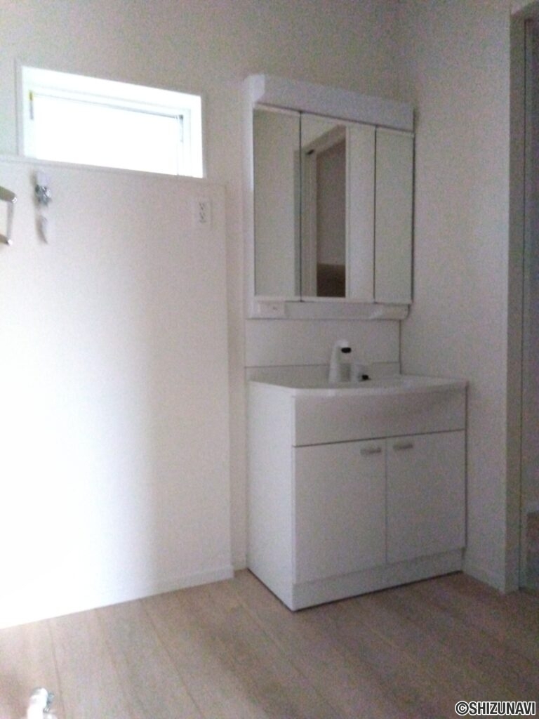 1号棟 1階洗面所の写真です。