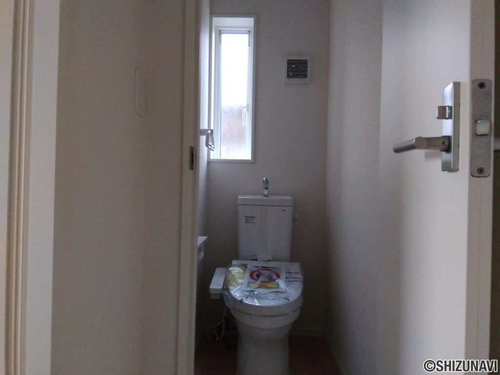 1号棟 2階トイレの写真です。